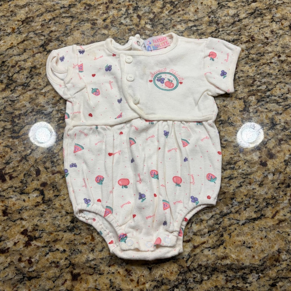 Vintage Fantasy Valley Baby Girls Fruit Print Bubble Romper 18M Cotton White